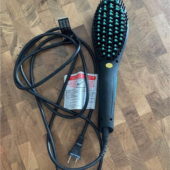 Hair straightener brush - Picture 1 of 5